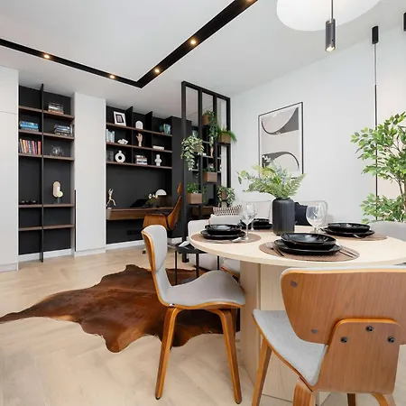 Sarmacka Wilanow With Parking, Sauna & Gym By Renters Warszawa