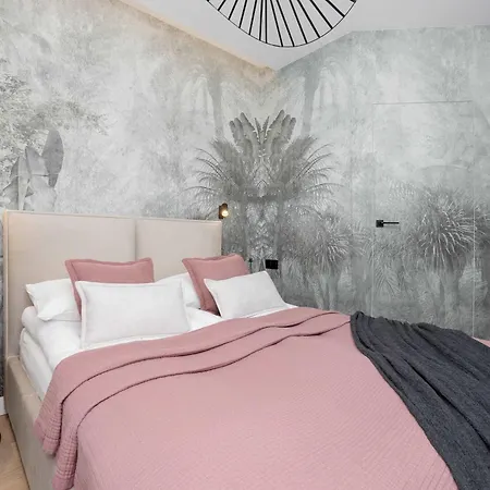 Sarmacka Wilanow With Parking, Sauna & Gym By Renters