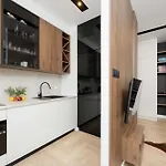 Sarmacka Wilanow With Parking, Sauna & Gym By Renters * Warszawa