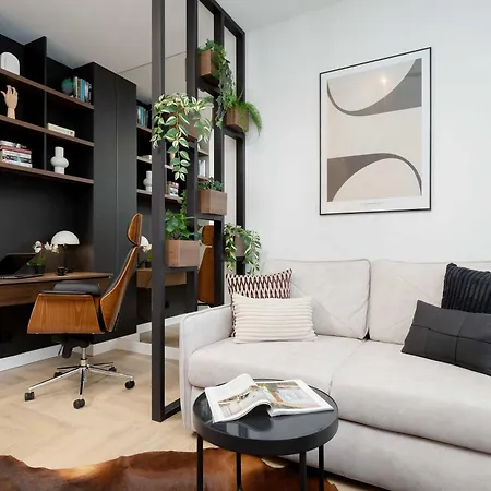 公寓 Sarmacka Wilanow With Parking, Sauna & Gym By Renters