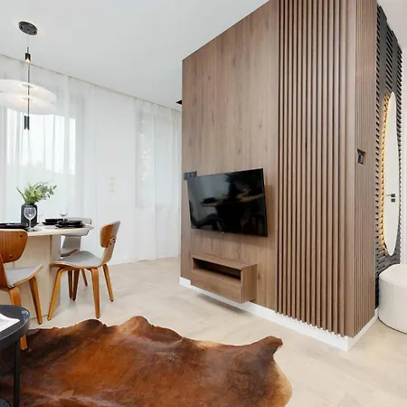 Sarmacka Wilanow With Parking, Sauna & Gym By Renters * 华沙